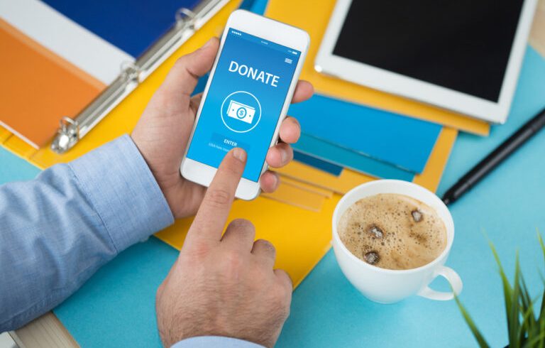 Donasi Instan Melalui Kartu Kredit, Transfer Bank, dan E-Wallet